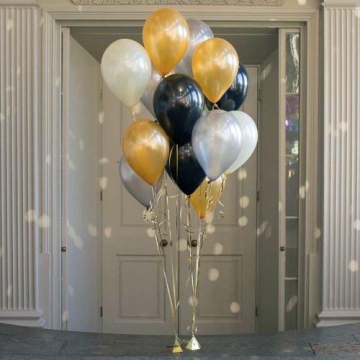 Фонтан шаров "Фаерворк" в Набережных Челнах