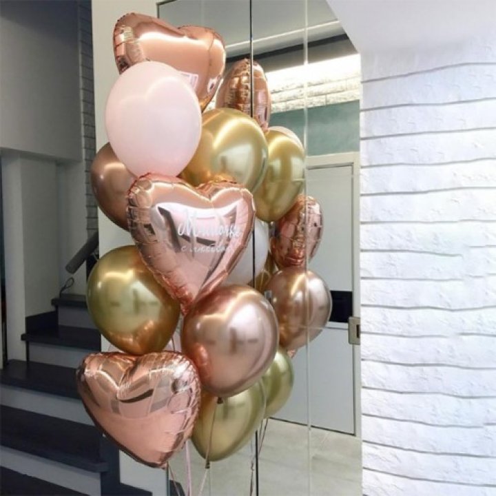 Фонтан шаров "От сердечка" с доставкой в Набережных Челнах