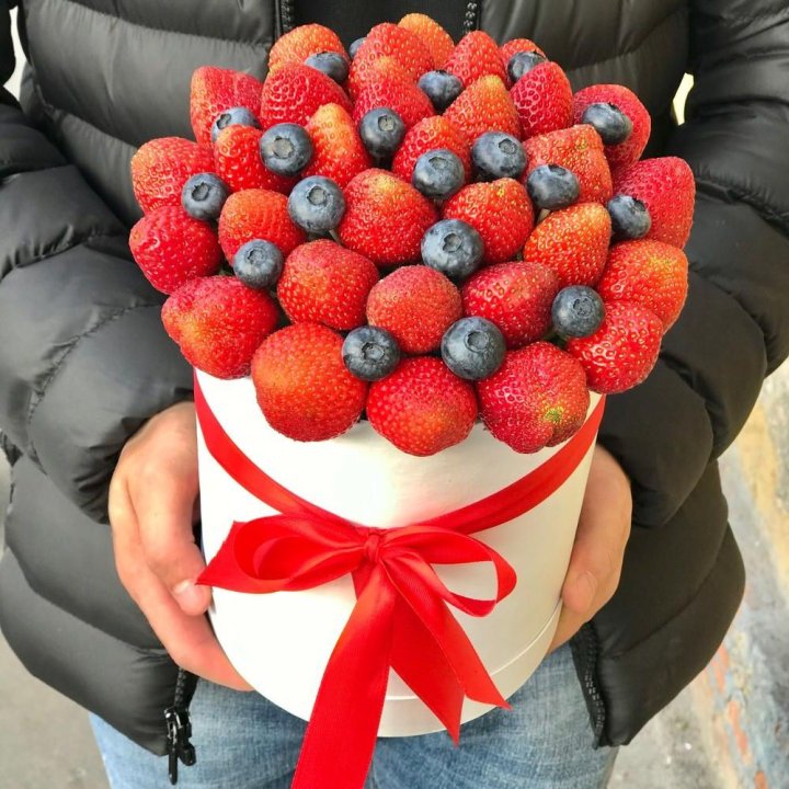 Клубничный бокс №3 в Набережных Челнах