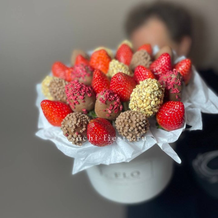 Клубника в боксе 30 ягод в Набережных Челнах