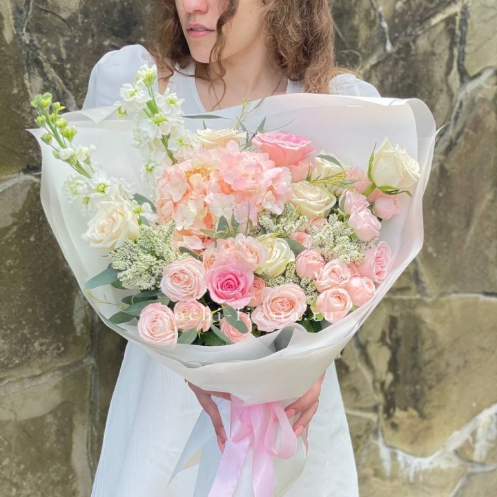 Дизайнерский букет №26 в Набережных Челнах