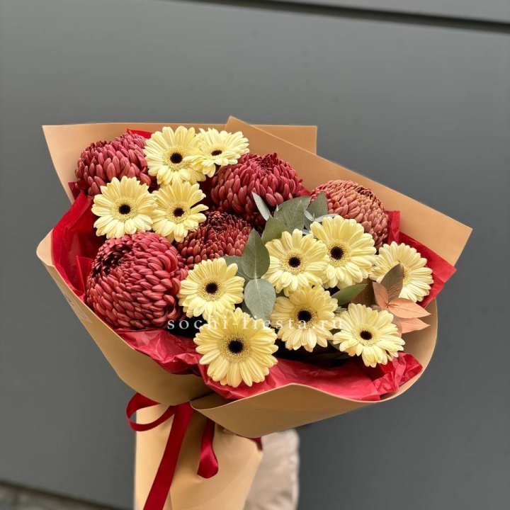 Букет гербер и хризантем Бигуди в Набережных Челнах