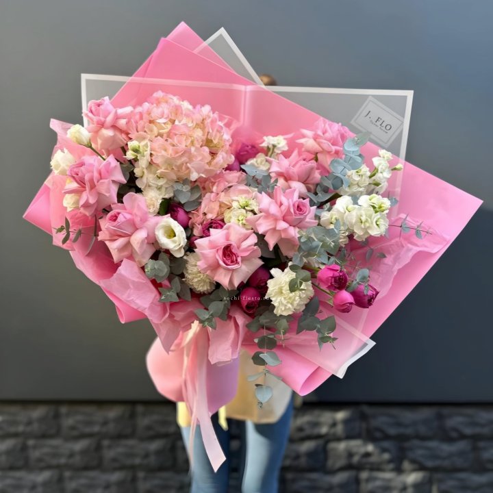 Дизайнерский букет №25 в Набережных Челнах