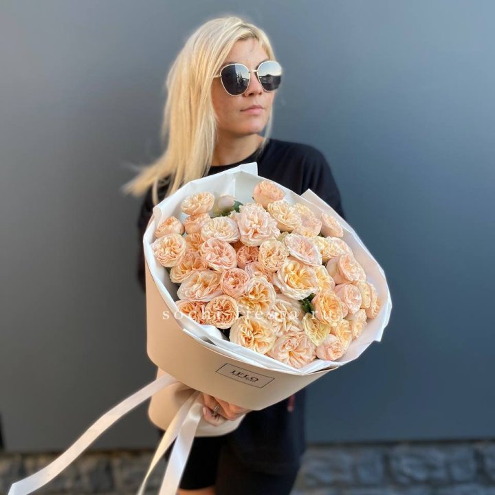 15 пионовидных роз №2 в Набережных Челнах