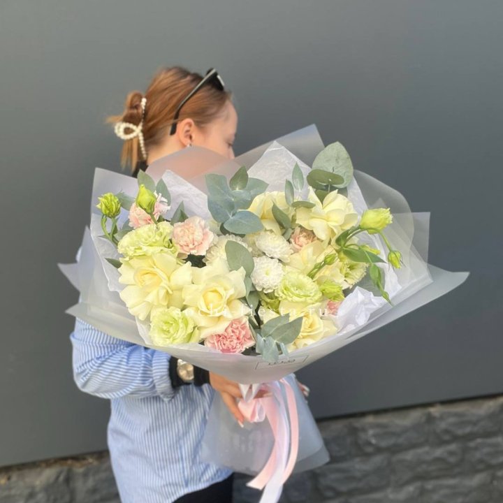  Букет  "Тонкая луна" в Набережных Челнах