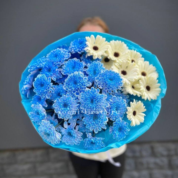 Букет хризантем и гербер в Набережных Челнах