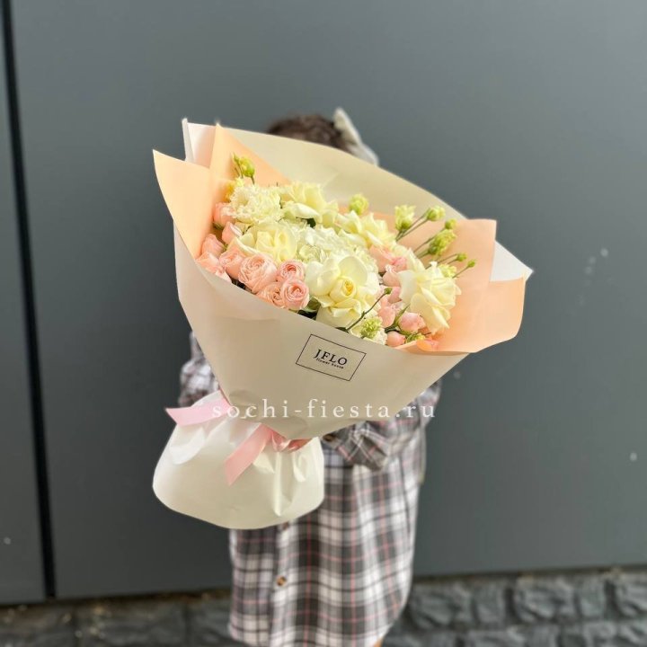 Букет "Обещание любви" в Набережных Челнах