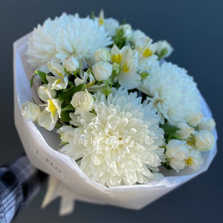 Букет из хризантем "Миранда" в Набережных Челнах