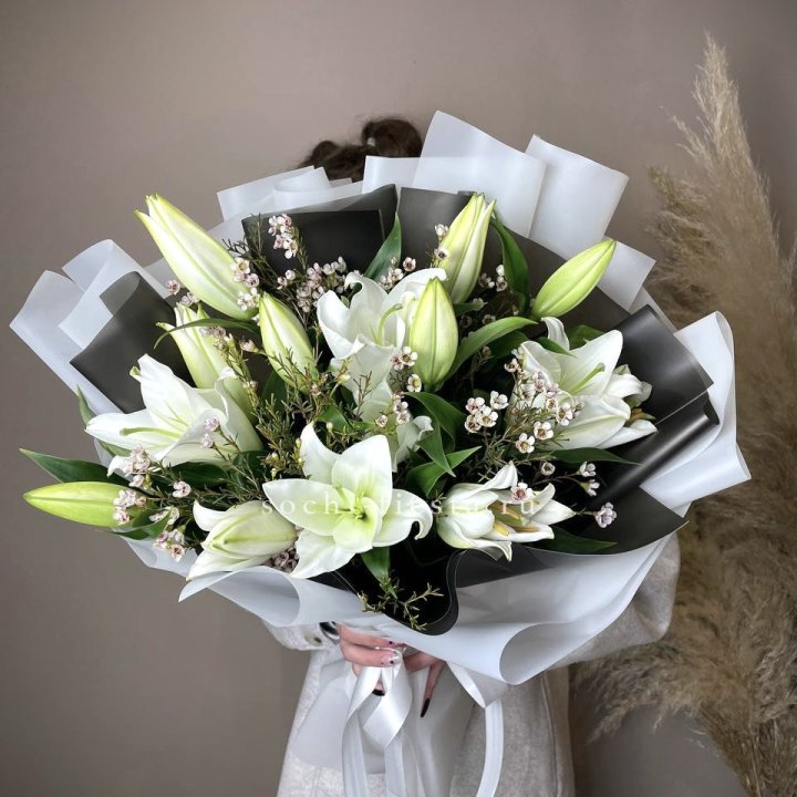 Букет лилий Снежная королева в Набережных Челнах