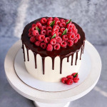 Заказать ТОРТЫ И КАПКЕЙКИ в Набережных Челнах с доставкой и по самым низким ценам