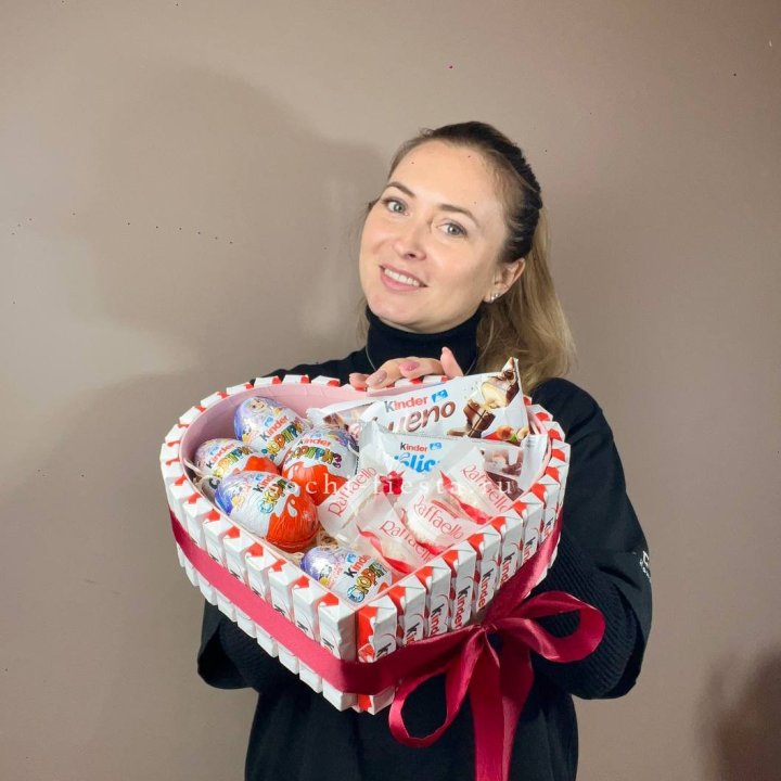 Подарочный набор сердце с Киндерами в Набережных Челнах