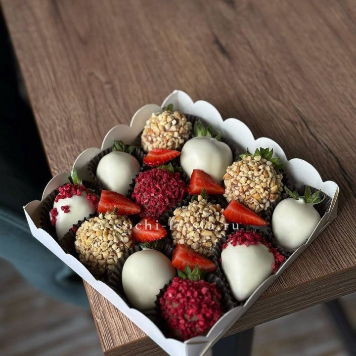 Клубника в шоколаде 12 ягод №2 в Набережных Челнах