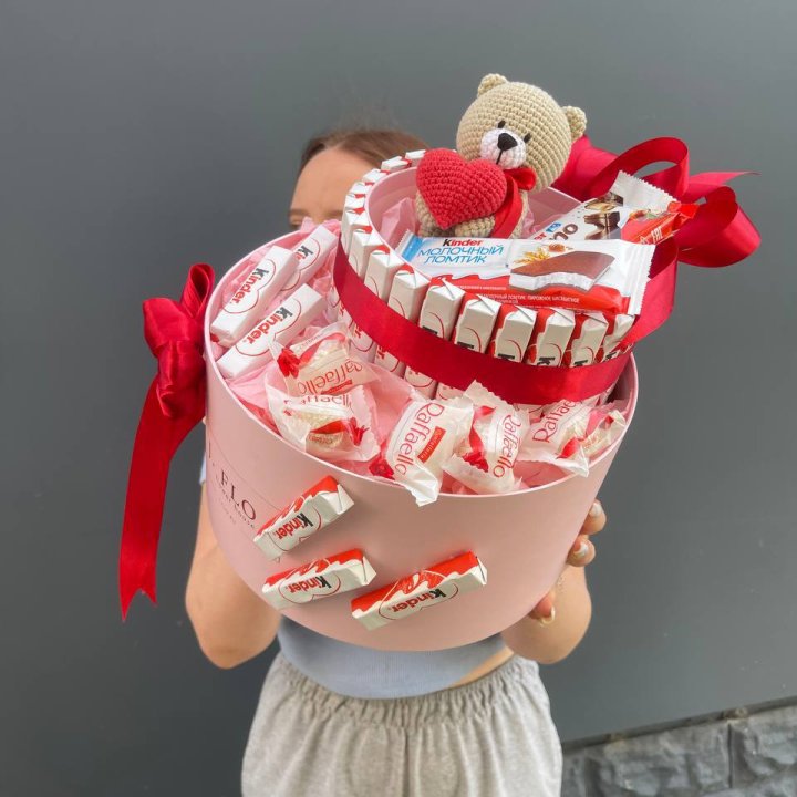 Бокс киндерами и раффаэлло 2 в Набережных Челнах