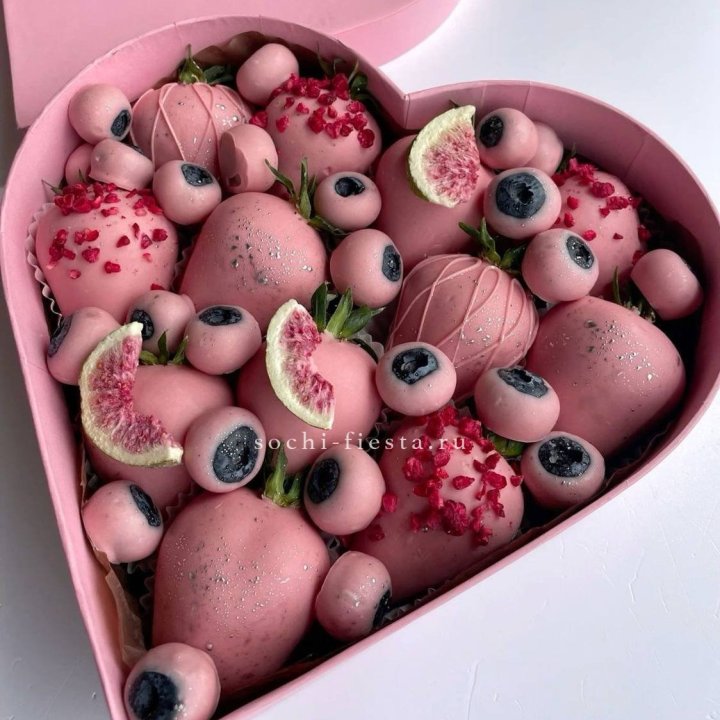 Клубника в шоколаде Сердце в Набережных Челнах