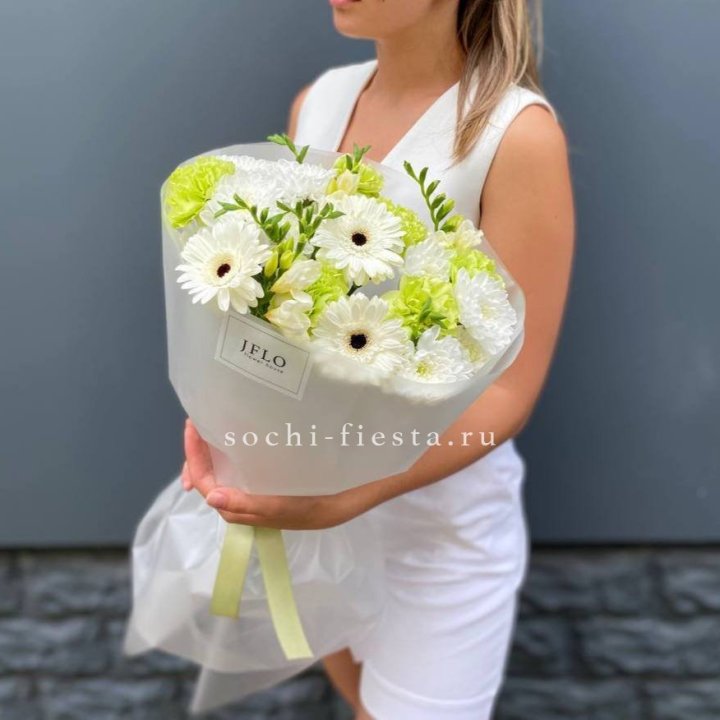 Букет "Джиржи фловерс" в Набережных Челнах