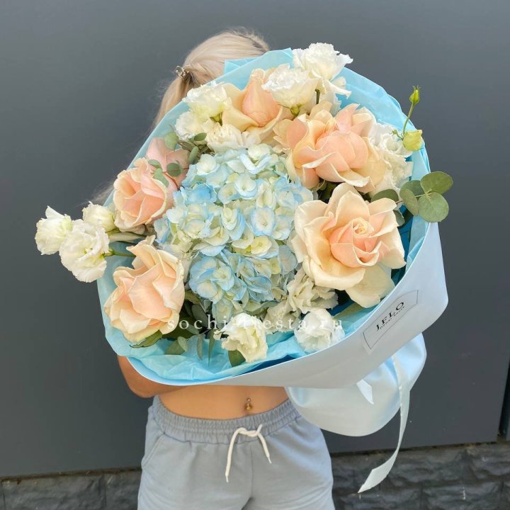 Сборный букет "Голубой закат" в Набережных Челнах