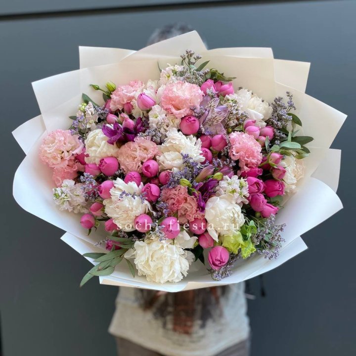 Дизайнерский букет №10 в Набережных Челнах