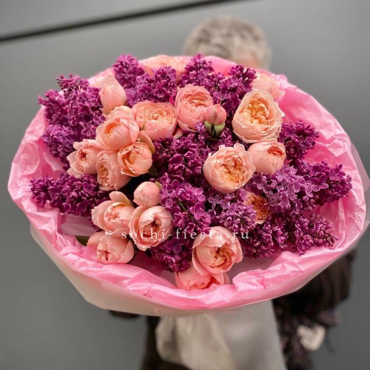  Дуо букет из кустовых роз и сирени в Набережных Челнах