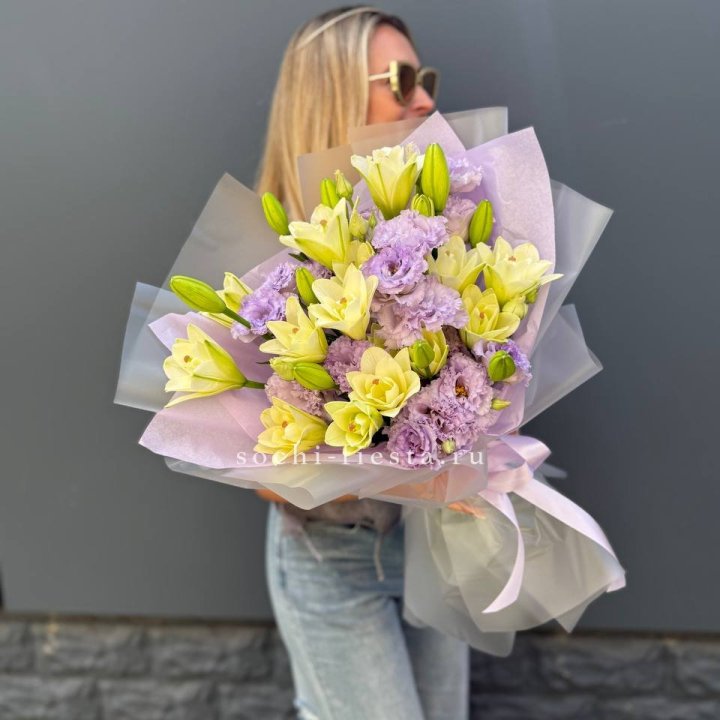  Букет лилий и эустом в Набережных Челнах