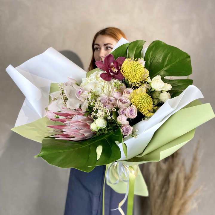 Дизайнерский букет экзотики в Набережных Челнах