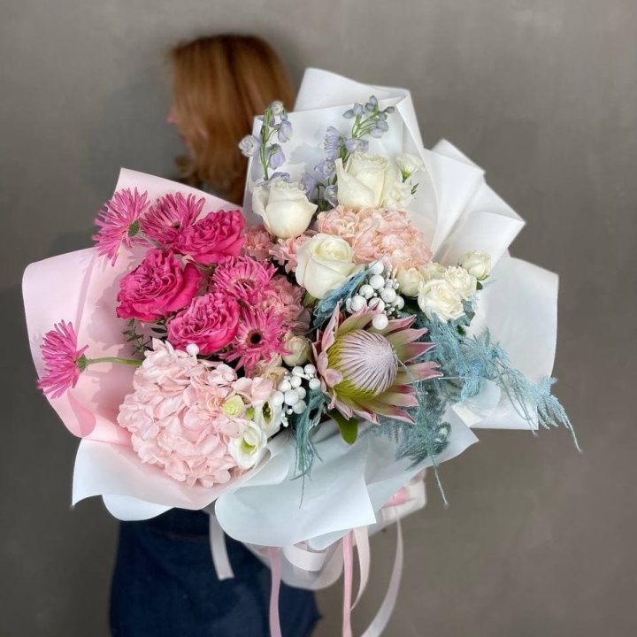 Дизайнерский букет "Фантастик" в Набережных Челнах