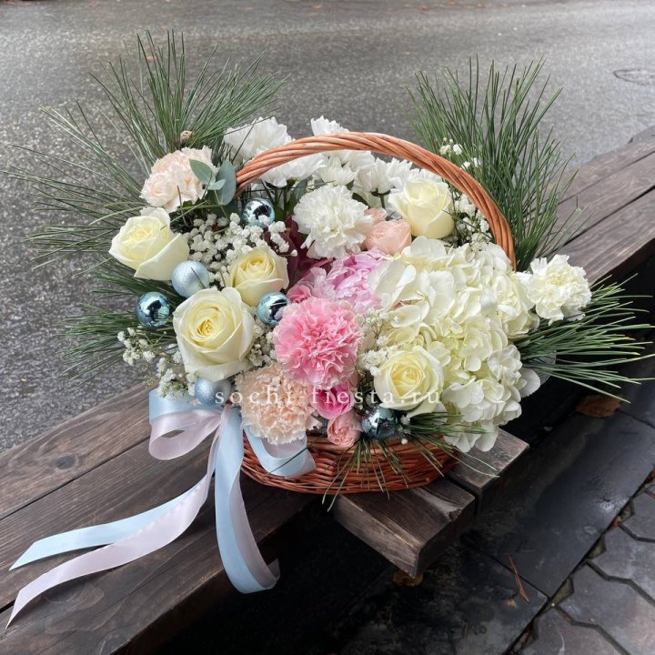 Новогодняя корзина  в Набережных Челнах