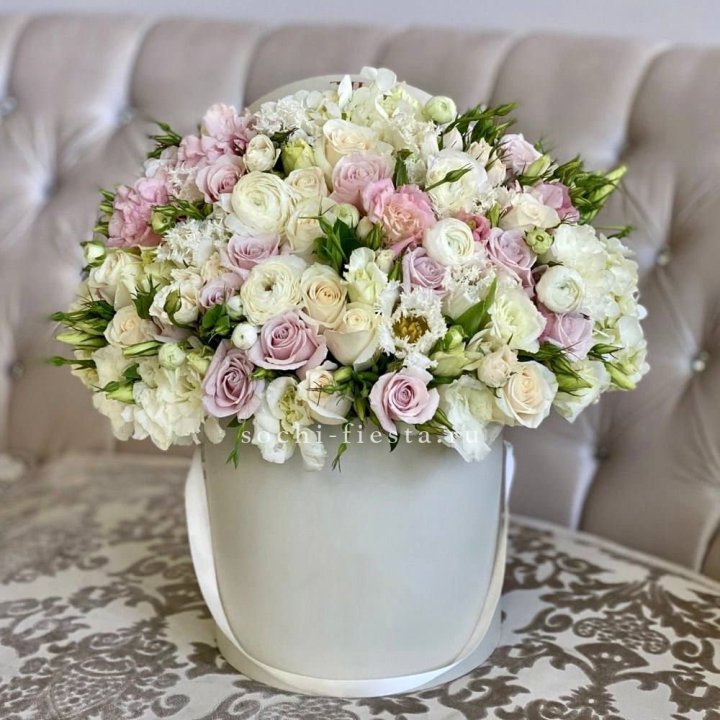 Цветочный бокс "Ловинг" в Набережных Челнах