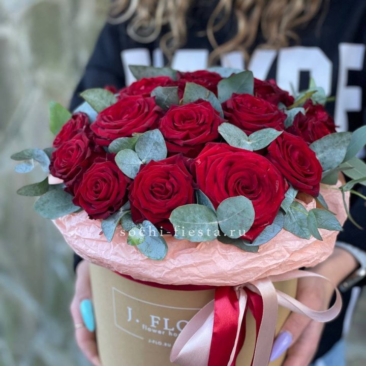 21 Красная роза в боксе №1 в Набережных Челнах