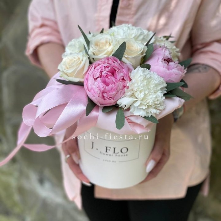 Цветочный бокс мини №2 в Набережных Челнах