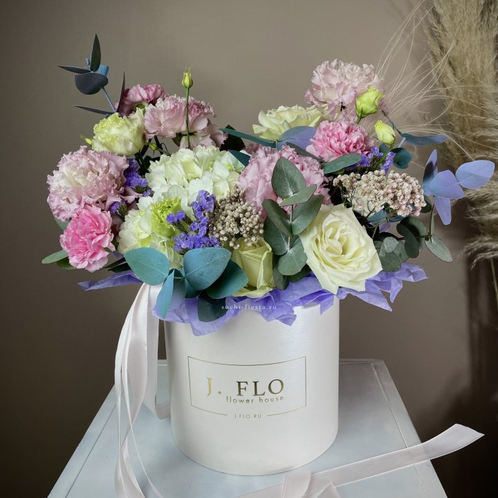 Цветочная коробка "Ода" в Набережных Челнах