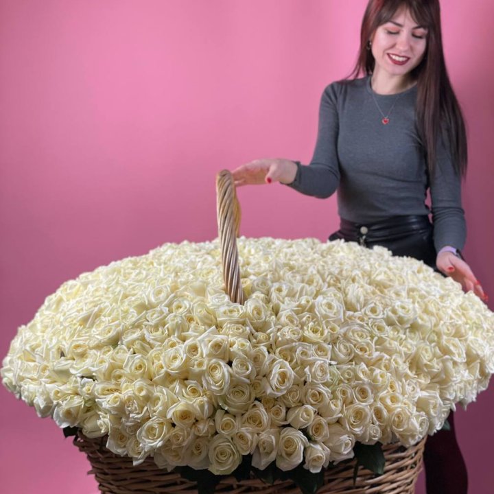 1001 белая роза в Набережных Челнах