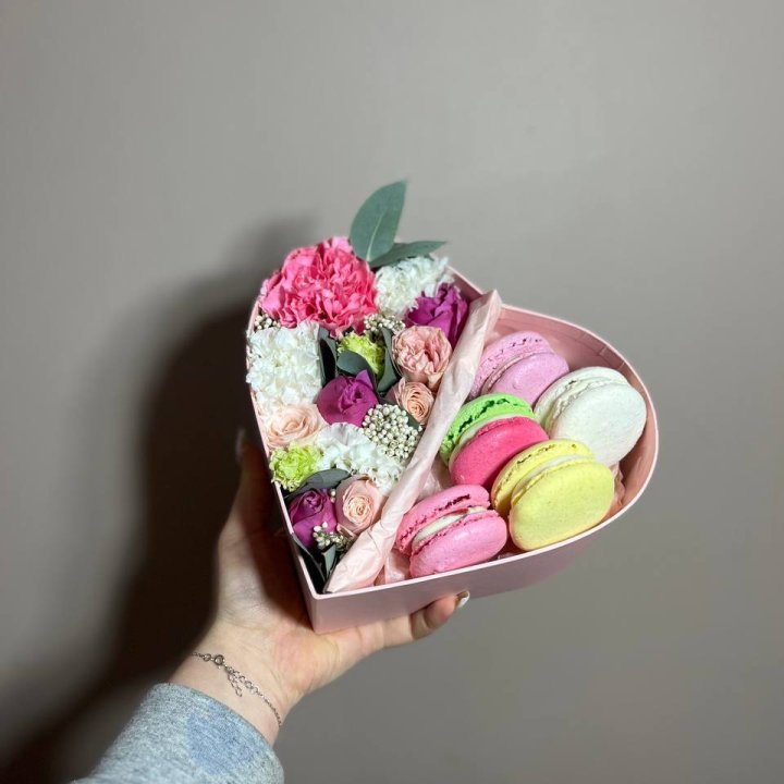 Дуо цветы и макаронсы в Набережных Челнах
