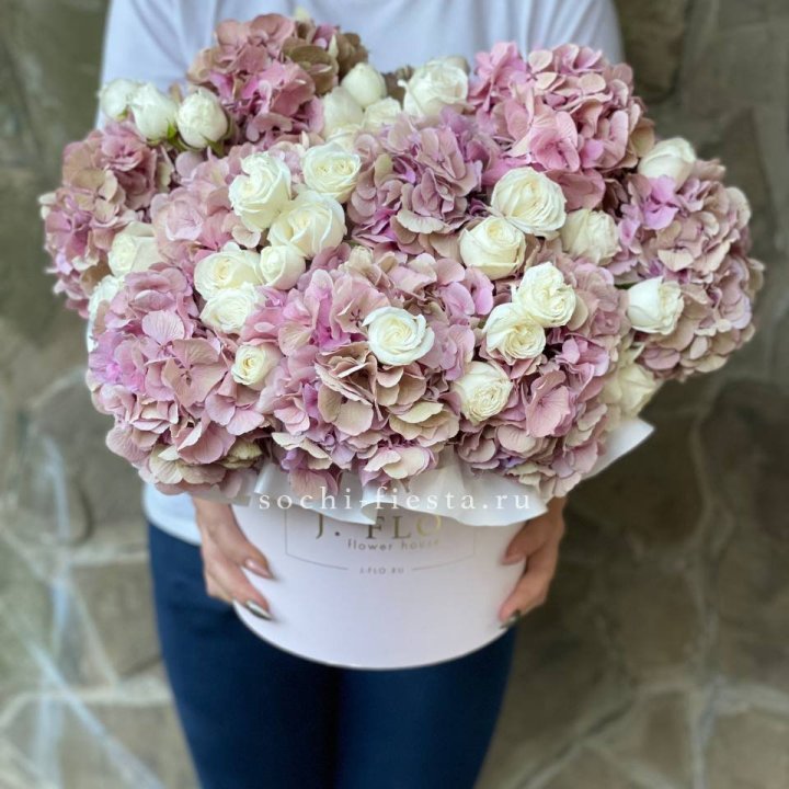 Бокс "Изобела пинк" в Набережных Челнах