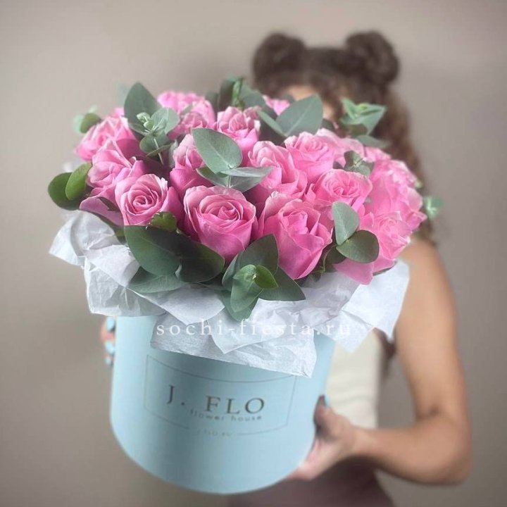 Бокс 27 роз в Набережных Челнах