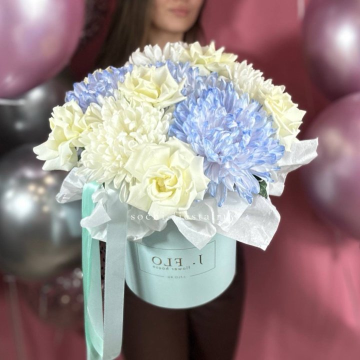 Коробка с цветами "Вольта" в Набережных Челнах