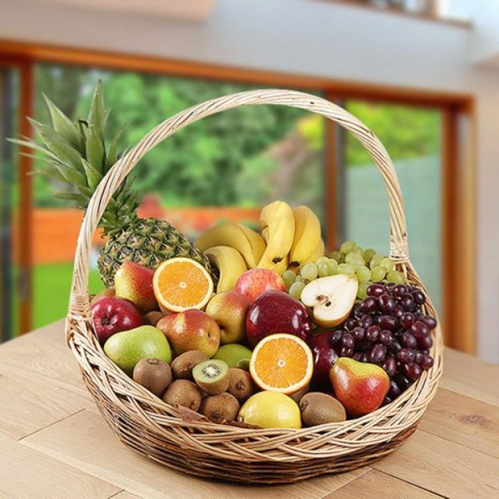 Фруктовая корзина №1 с доставкой в Набережных Челнах