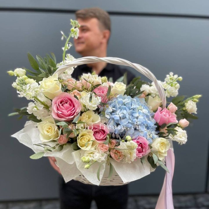 Авторская корзина "Аполинария" в Набережных Челнах