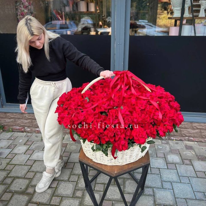 201 французская красная роза в Набережных Челнах