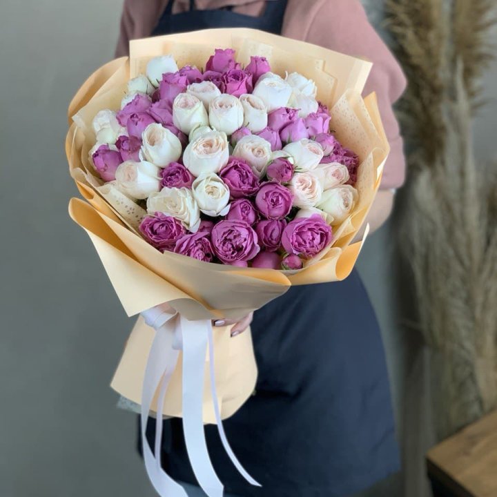 Букет кустовых роз Джулиана в Набережных Челнах
