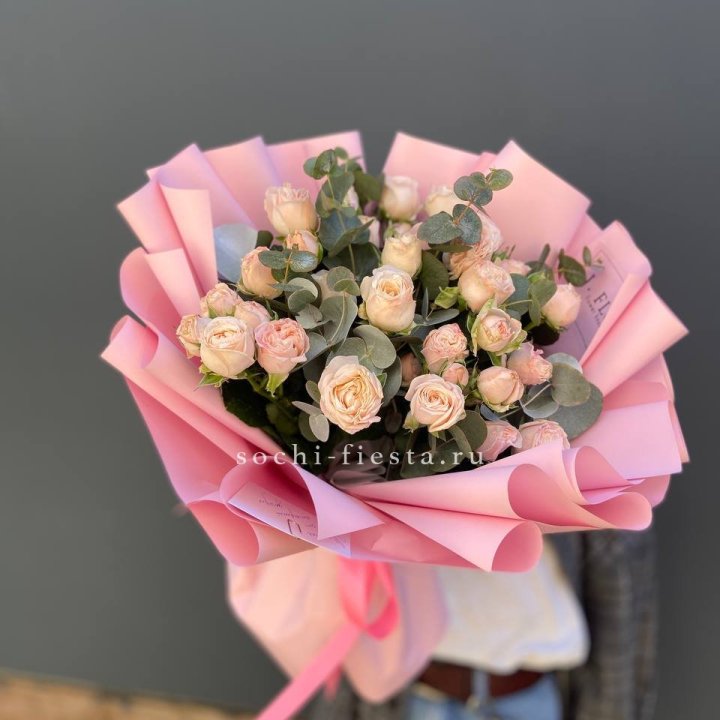 Букет пионовидных роз Cute Love в Набережных Челнах