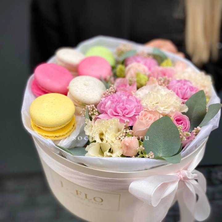 Бокс с макаронс "Тендернес" с доставкой в Набережных Челнах