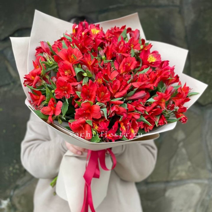 51 альстромерия в Набережных Челнах