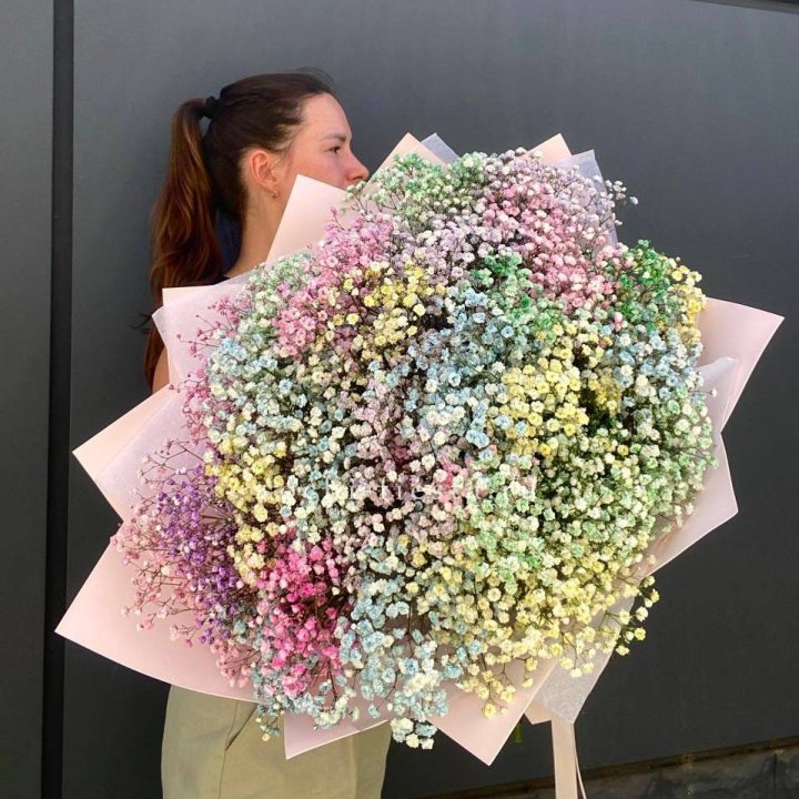 Пышный букет из гипсофил  в Набережных Челнах