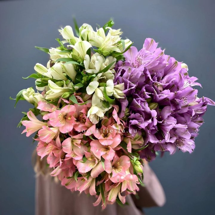 Охапка Альстромерии в Набережных Челнах