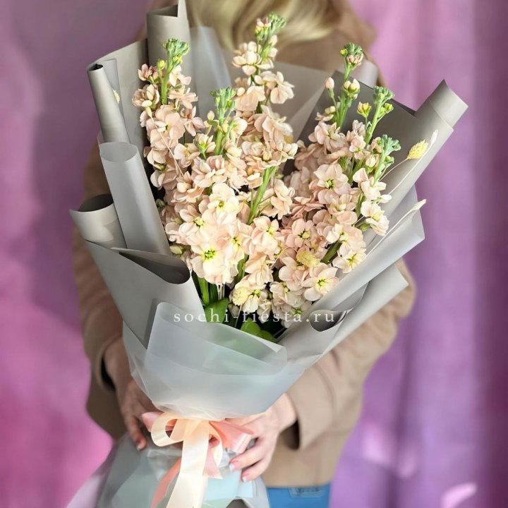 Букет ароматной маттиоллы №2 в Набережных Челнах