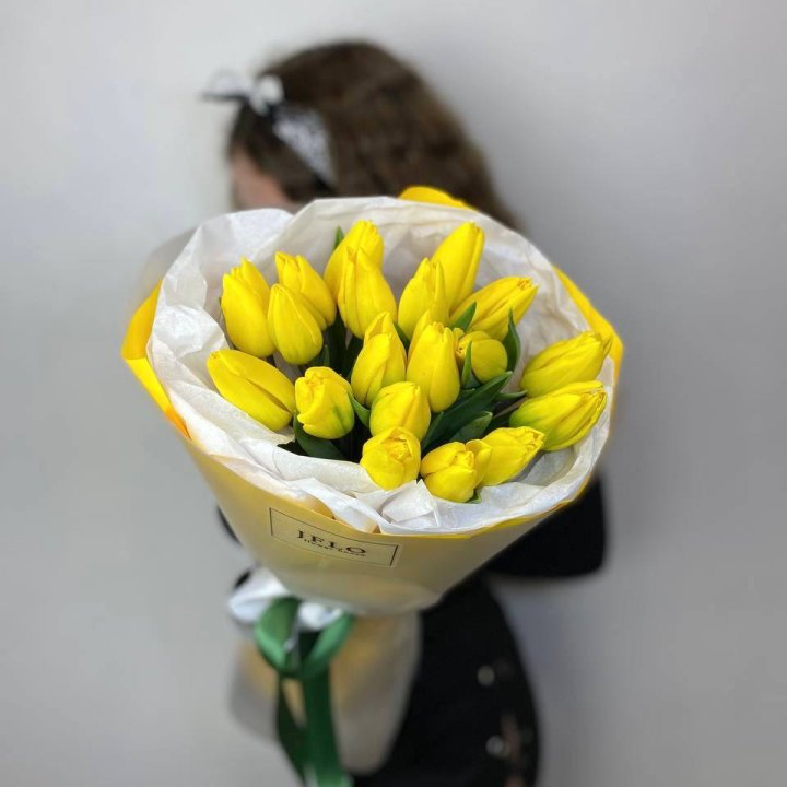  19 жёлтых тюльпанов в Набережных Челнах