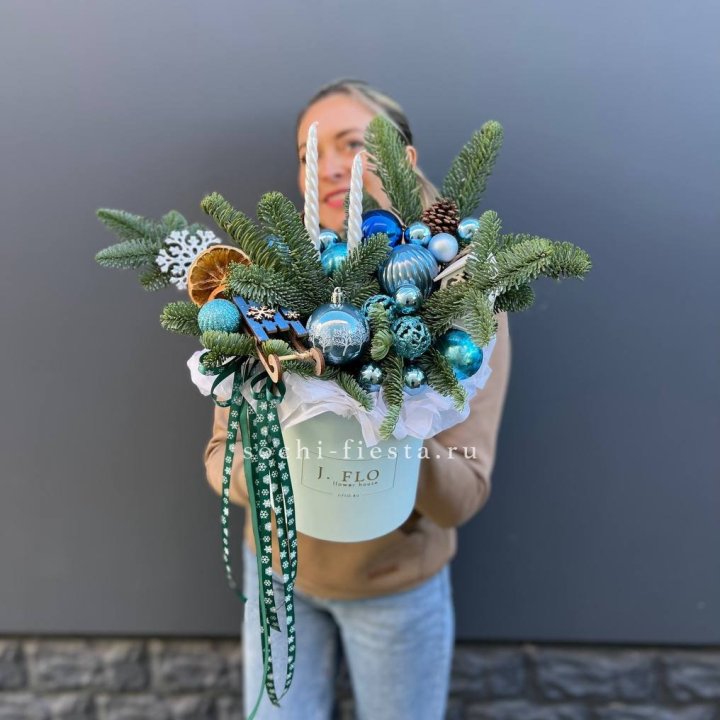 Композиция "Мери крисмас блю" в Набережных Челнах