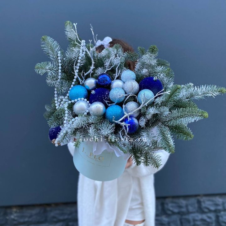 Композиция "Голубая бездна" в Набережных Челнах