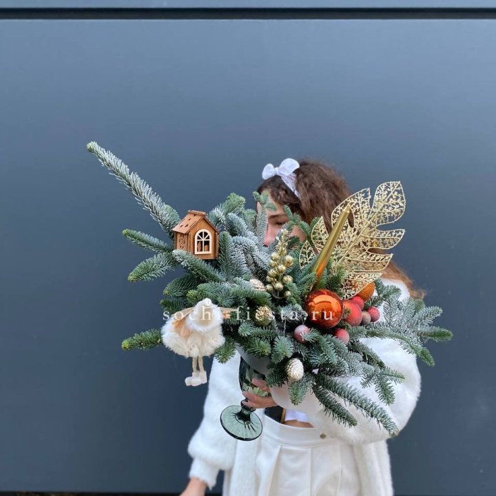 Композиция в бокале огненная  в Набережных Челнах