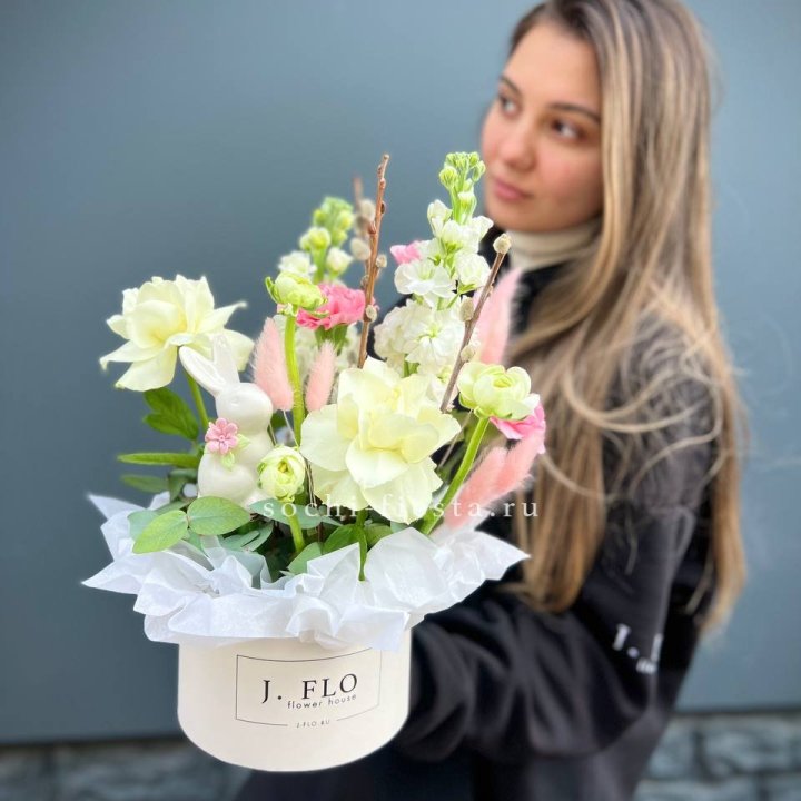 Цветочный бокс "Пасхальная композиция" в Набережных Челнах